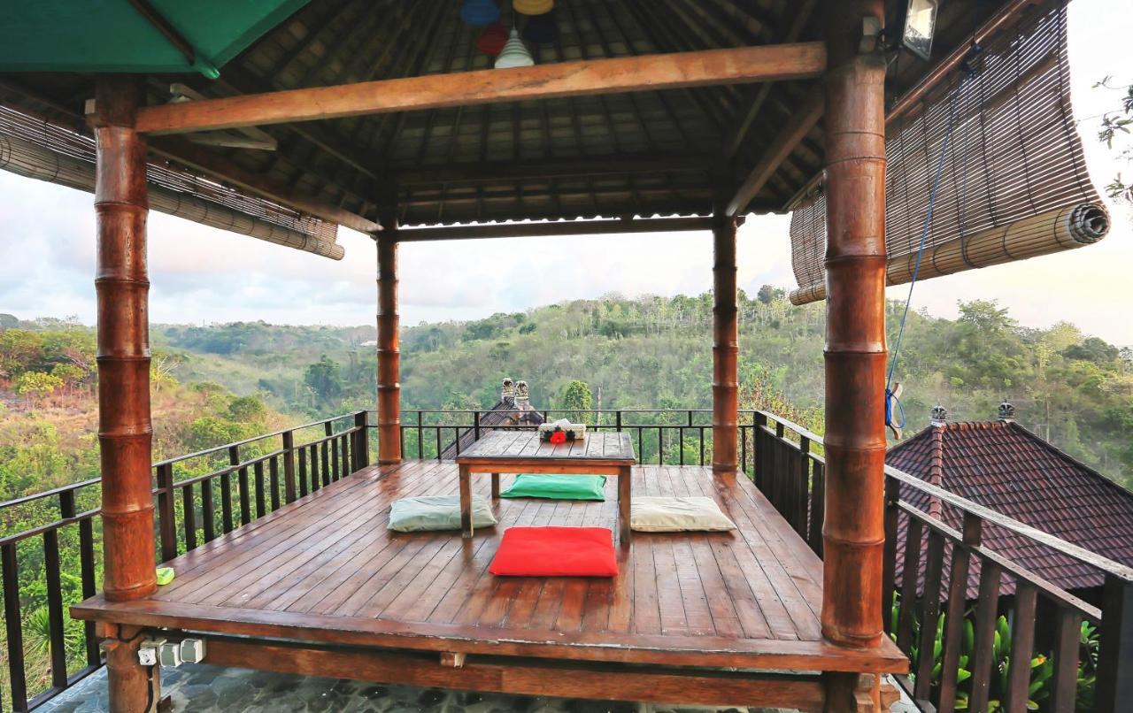 Готель Poh Manis Lembongan Нуса-Лембонган Екстер'єр фото