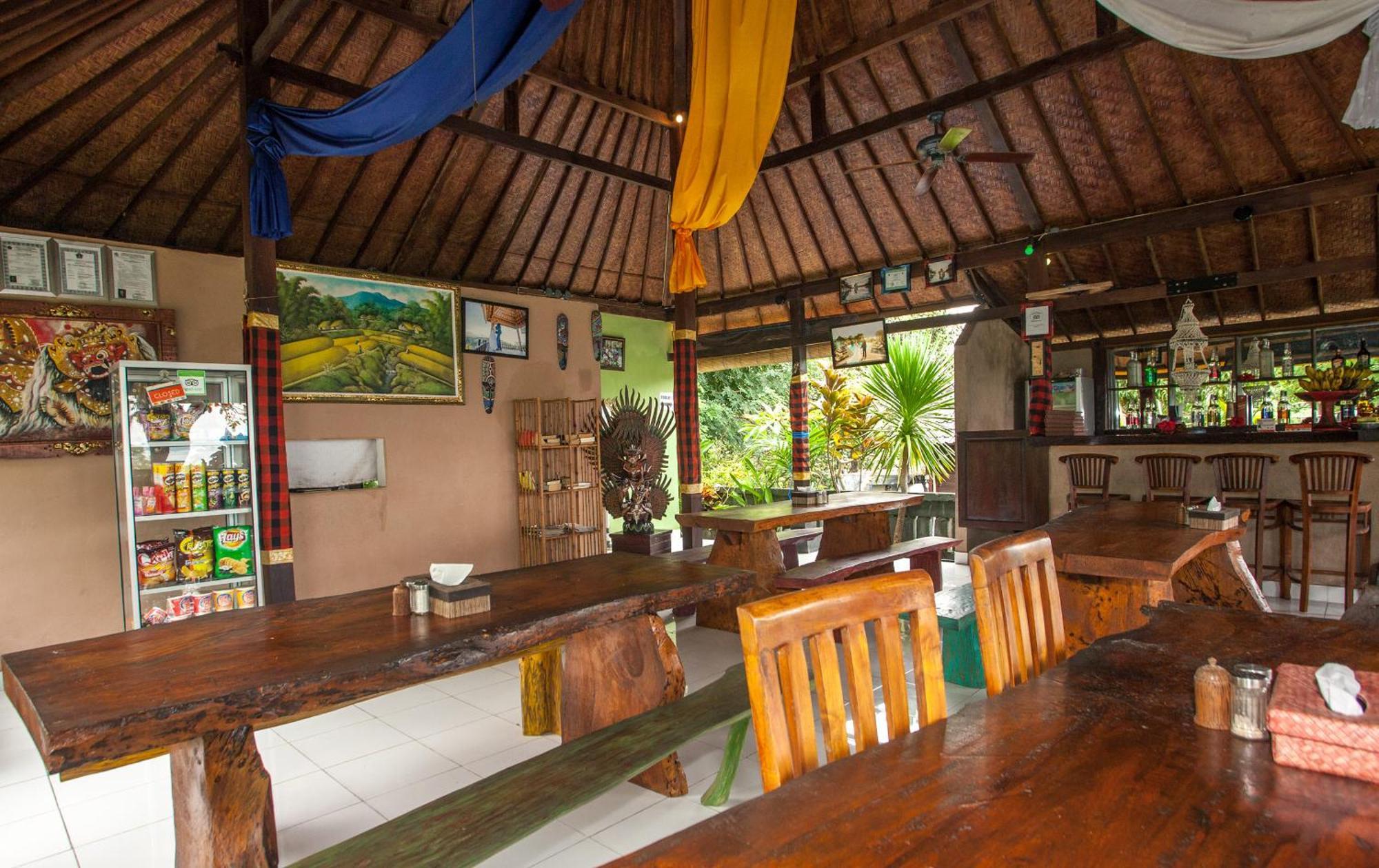 Готель Poh Manis Lembongan Нуса-Лембонган Екстер'єр фото